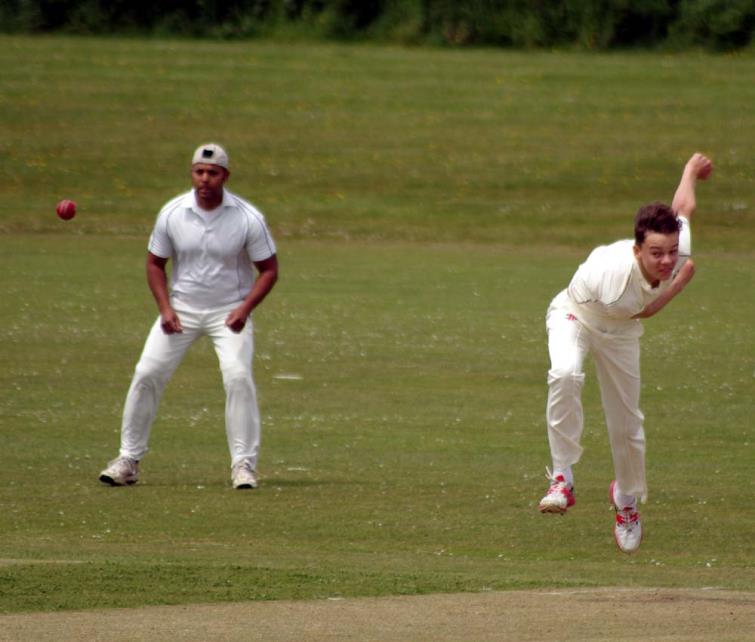 Evan Watts steams in for Haverfordwest 2nds