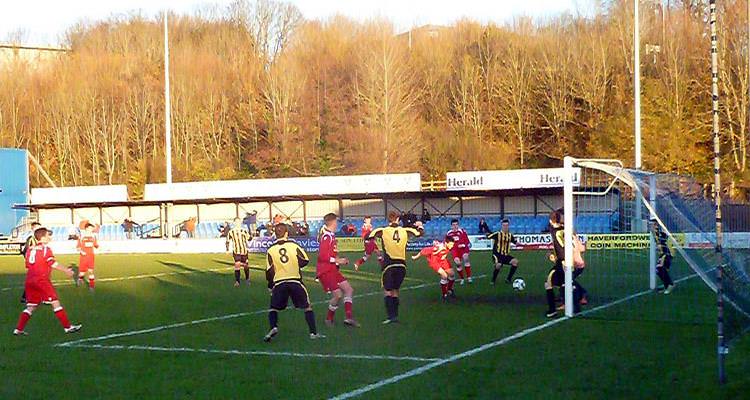 Young Bluebirds lower Aberdare’s colours