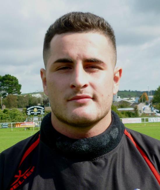 Jack Price - vital try for The Otters