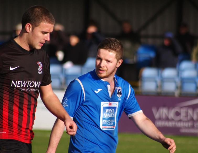 Steffan Williams scored four goals for rampant Bluebirds
