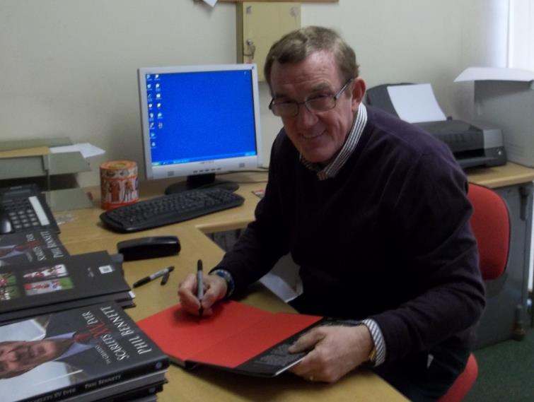  Phil Bennett