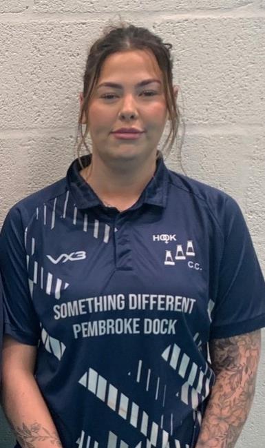 Maisy Davies wickets and runs for Hook
