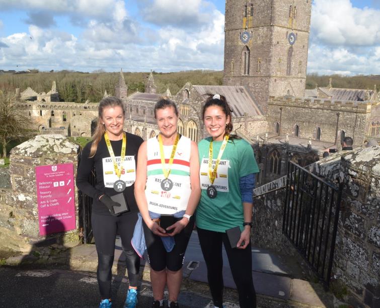 10k top three females Victoria Withers, Eleri Rivers, Francesca Cooper