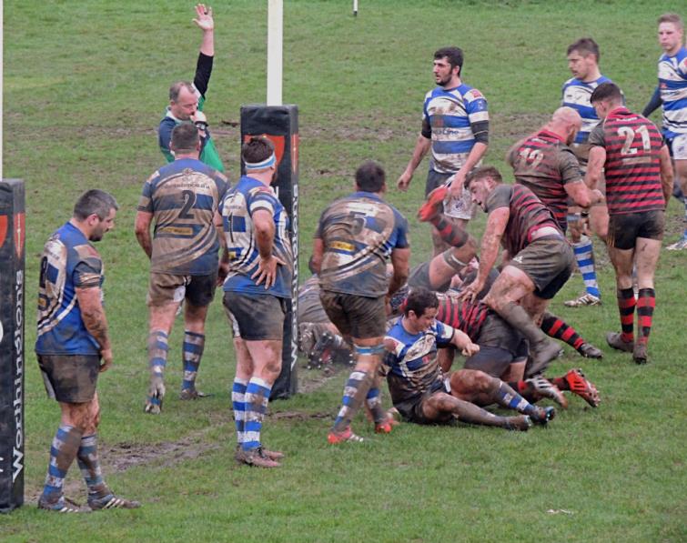 Chris Shousha scores a try for The Seagulls