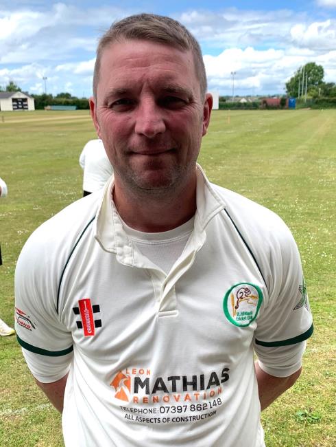 Jonathan Pawlett - 3 fours in top score for Tish