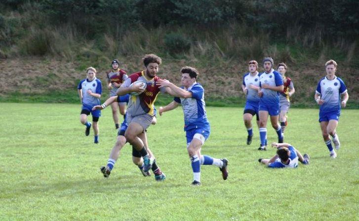 Ptolemy Alleyn on his way to a Crymych try
