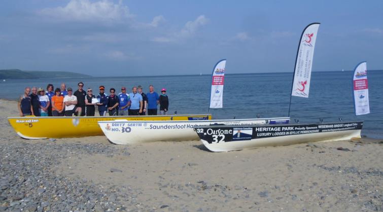 Members of Wisemans Bridge rowing club