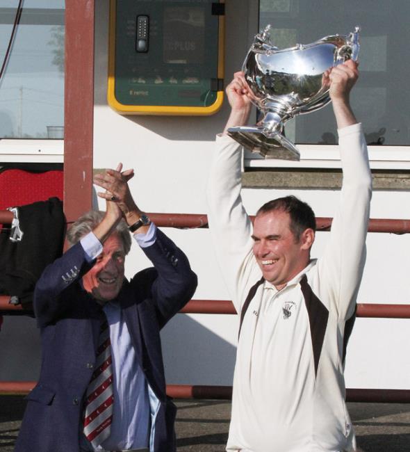 Sean Hannon raises the Bowl aloft