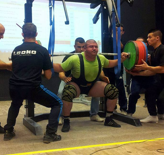 Aaron’s awesome at power-lifting!