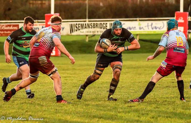 Alex Jenkins breaks over the gain line