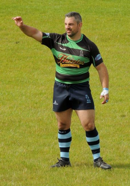 Dan Smith acknowledges the crowd