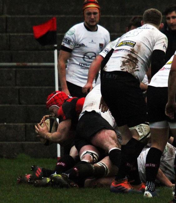 Harry Bolton crashes over for a try