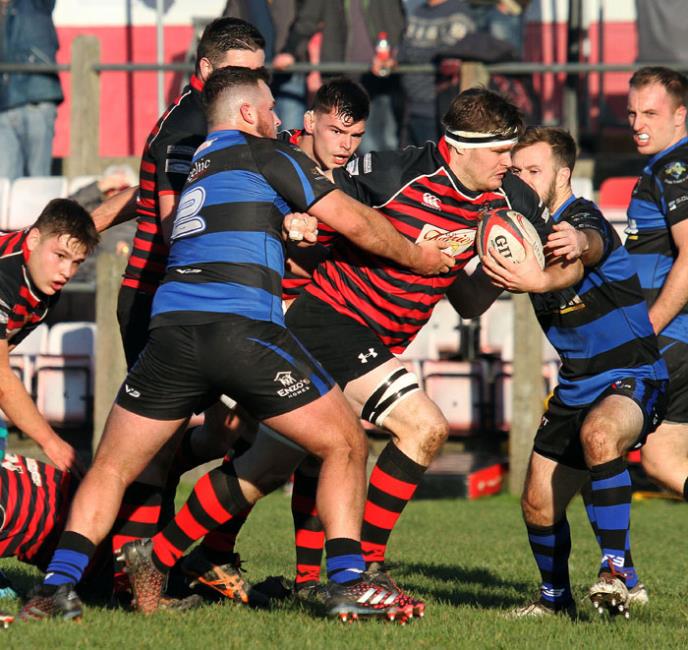 Luke Dedman drives for Tenby. Picture by Susan McKehon.