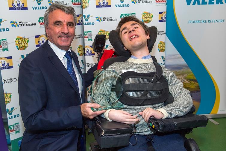 Lifetime Achievement Award winner Jacob Thomas with Geoff Williams, Head of BBC Wales Sport 