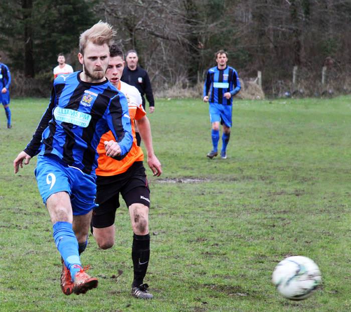  Hakin on brink of retaining third title as poor Swifts are relegated