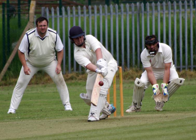 Tom Lewis struck 78 for Kilgetty