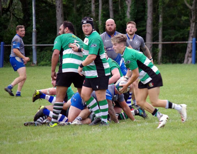 Ianto Davies makes a break