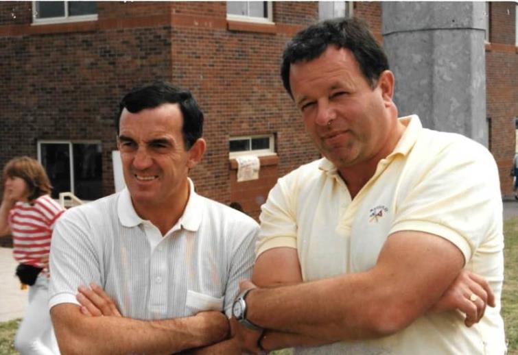  Steve Holmes with Phil Bennett