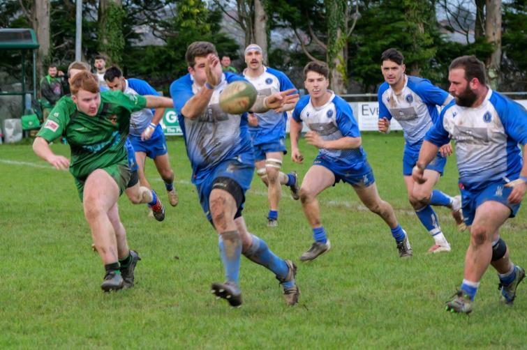 The Blues pack on the attack. Picture William John