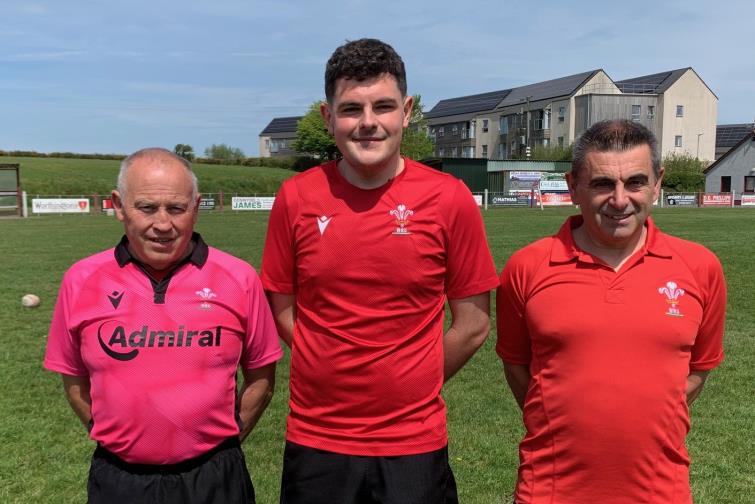 Referee Tom Carew with Ceri Harris and Martyn Rudd