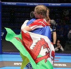  Good sportsmanship after a hard battle