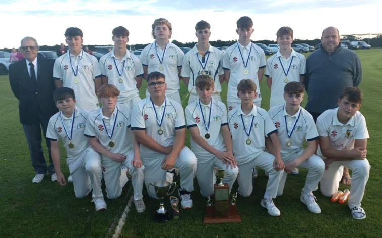 Ollie leads Kilgetty Youth to cricket up glory