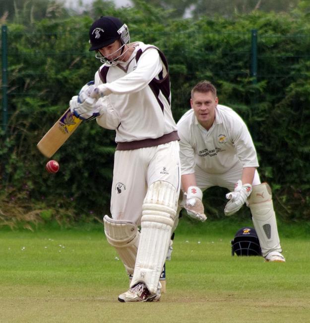 Nick Koomen guided Neyland to victory with an excellent innings of 64 no out