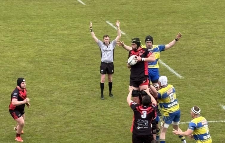 Alex Jenkins rules this lineout