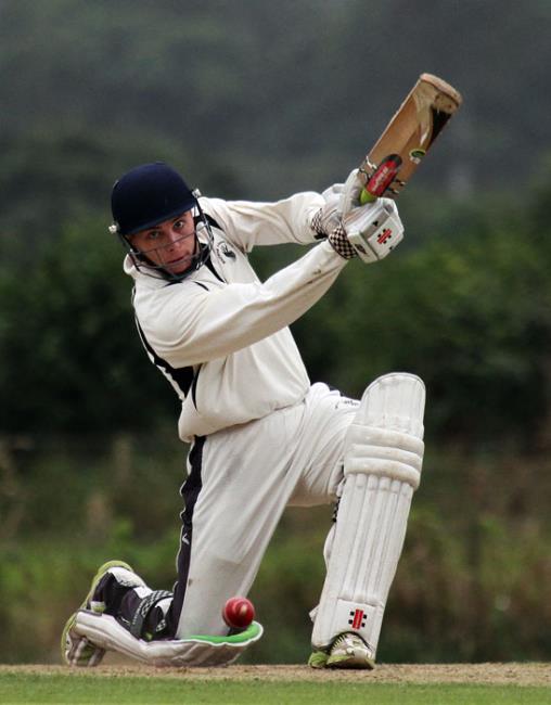 Ashley Sutton scored 14 for Neyland who lost at Carew