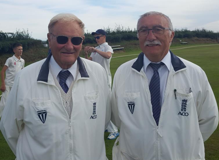 Umpires John Williams and Denis Chiffi