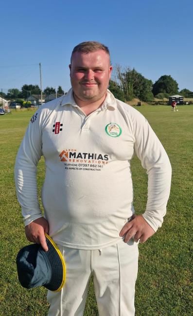 Phil Llewellyn - another undefeated ton for Tish
