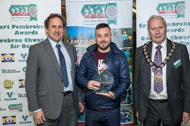 9. Chairmans Award - Dean Haines