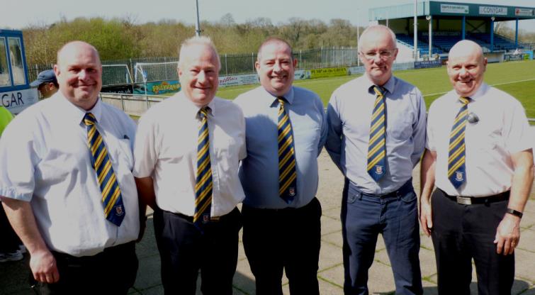 County club officials