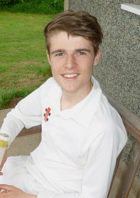 Callum James - 32 runs from 13 balls for Hook