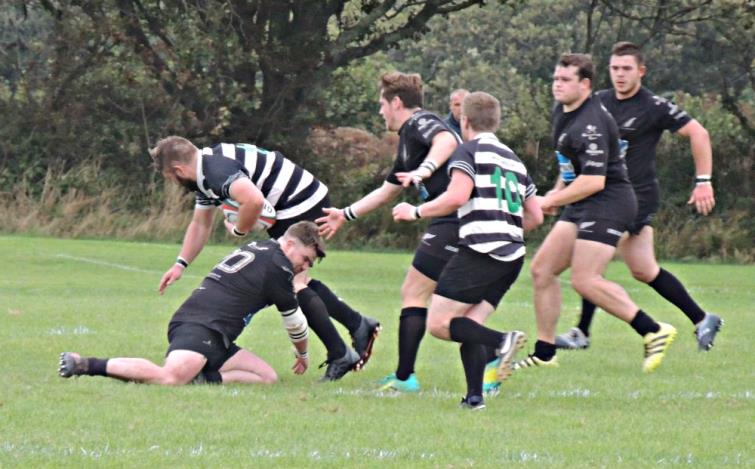 Cracking tackle