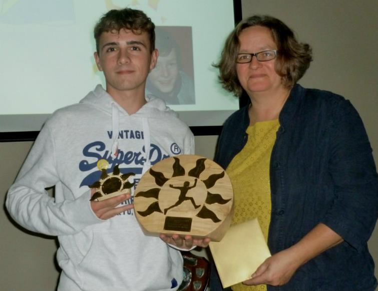 Andrew Salmon receives the Sulian Award