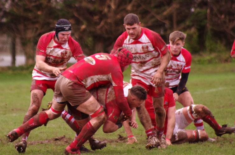 Alun Harries on the drive for Mariners