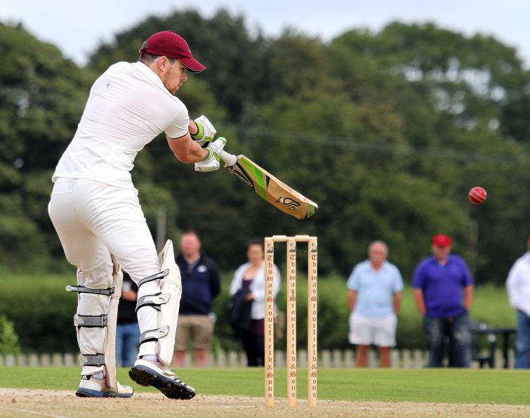 Alex Bailey slashes a boundary