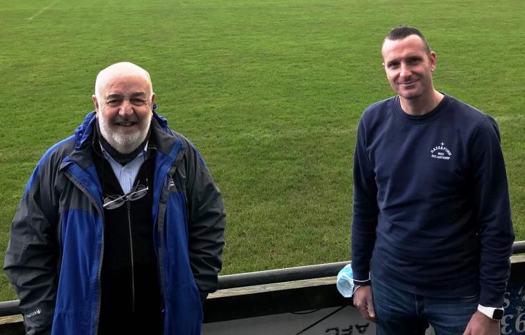 Our Bill Carne with Nicky after their chat