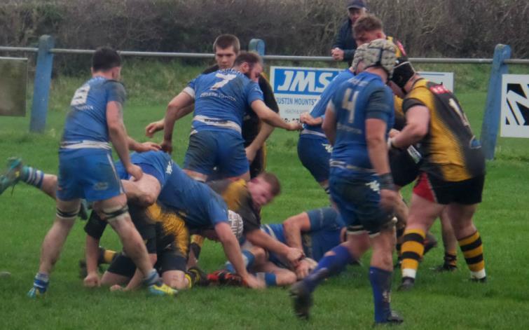 Adam Clark scores the first Blues try