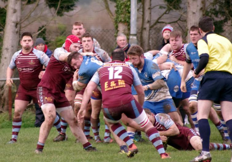 The Blues pack are on the drive 