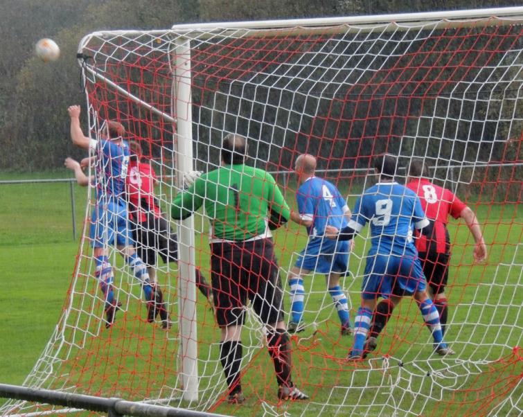 Goodwick look desperately for deserved equaliser