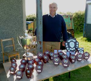 Neyland celebrate Duggie Morris hat-trick