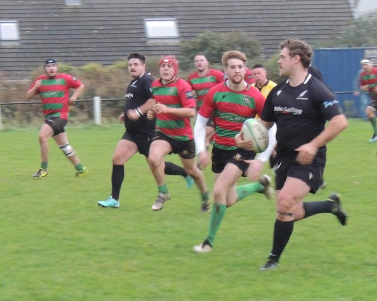 Adam Peel on a burst for Neyland