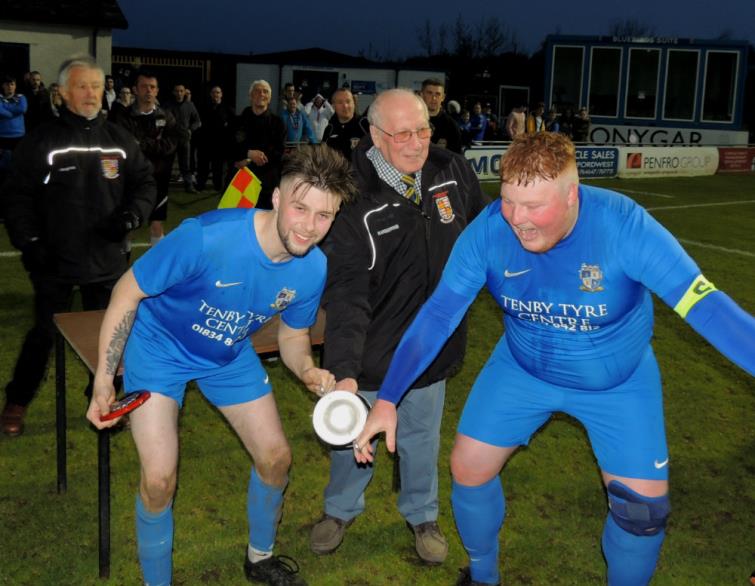 Monkton receive Fourth Division Cup