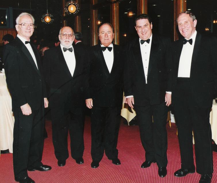 Des and Others