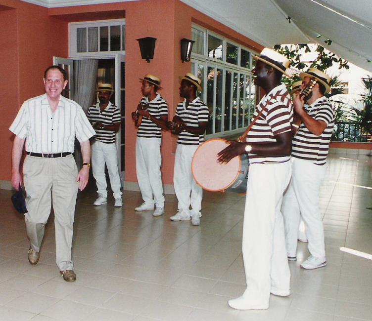 Des in Trinidad and Tobago