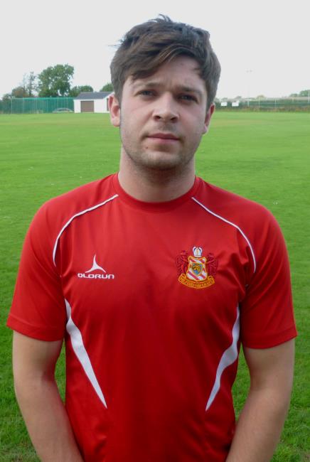 Efan Morgan - try for The Mariners in Tregaron