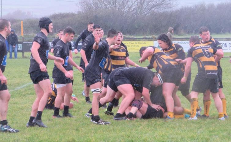 St Davids and Neyland battle in the rain