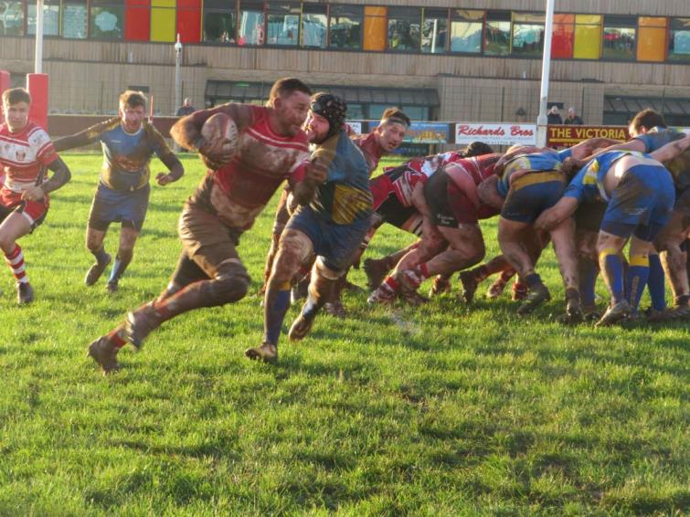 Mark Wonnacott breaks for the Mariners